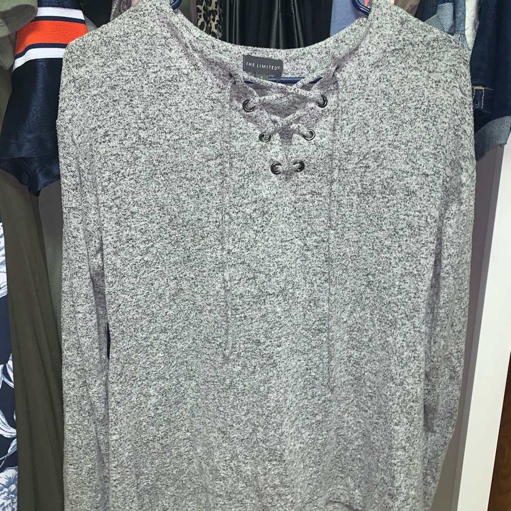 Long sleeve criss cross top